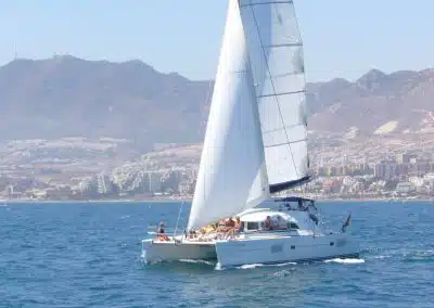 Rent a boat for a ride in Malaga
