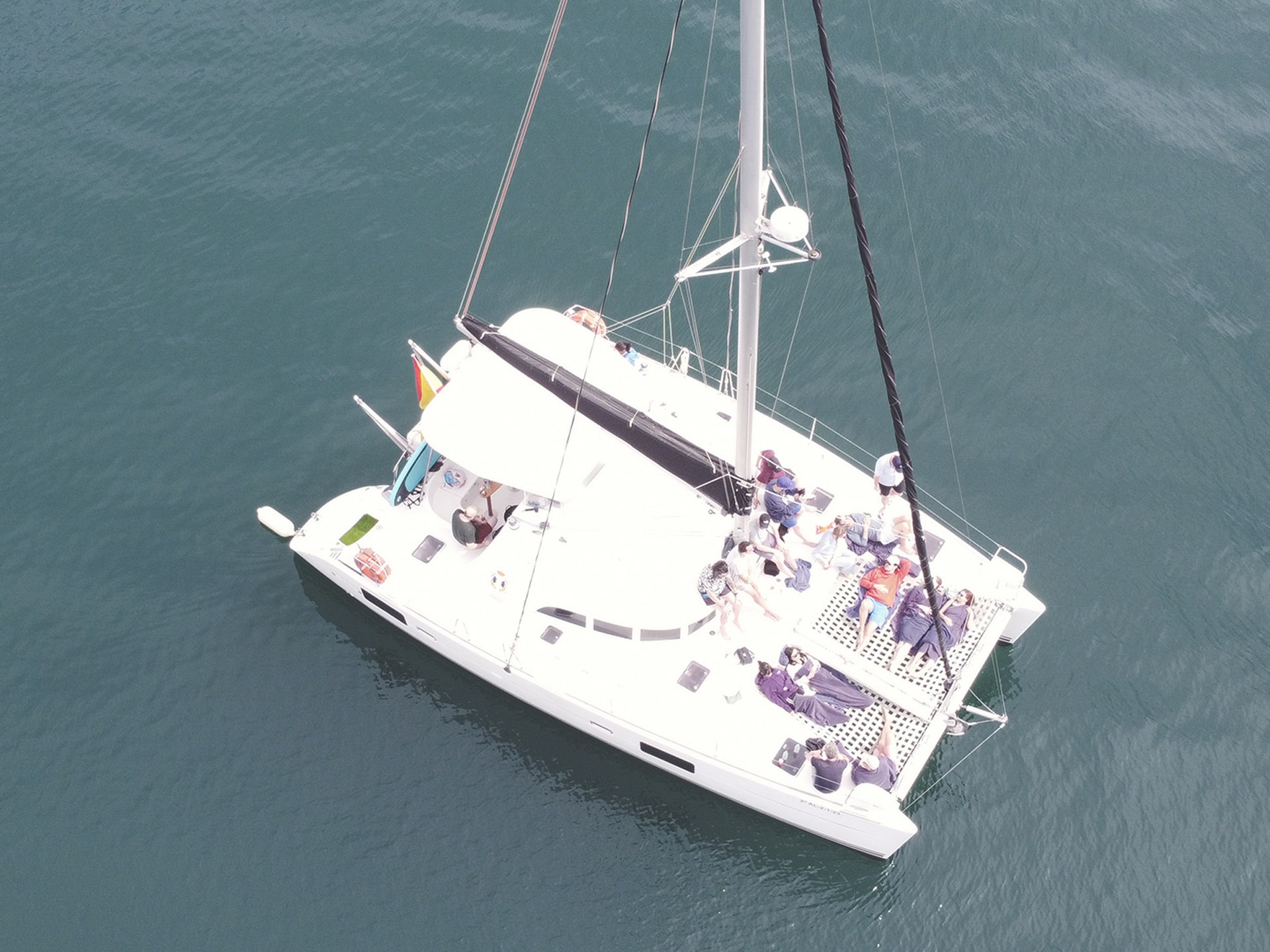 Paseo en Barco en Benalmádena - Catamarán Dragón de Oro - Málaga-min